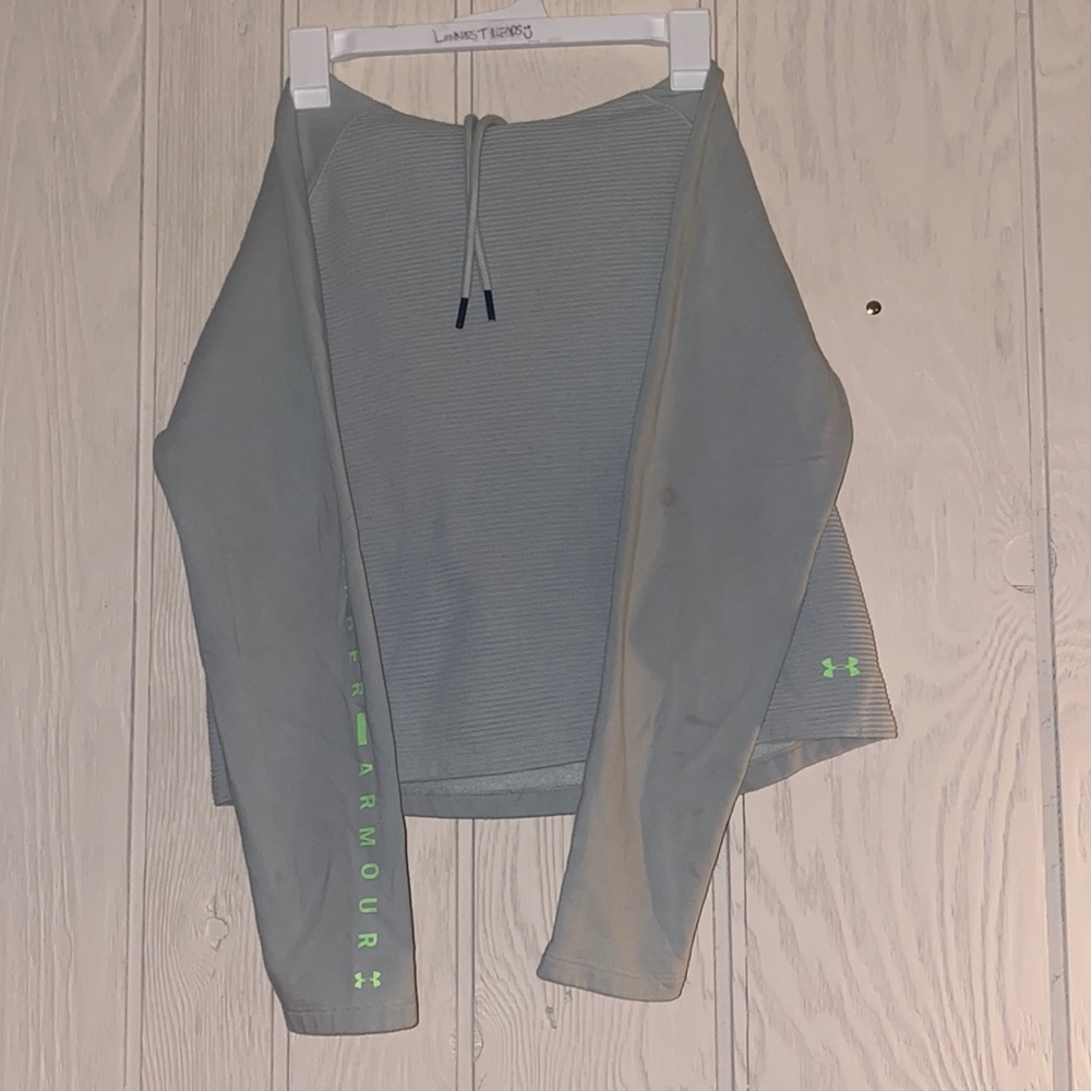 Teal Under Armor Cropped Hoodie size XS super comfy!